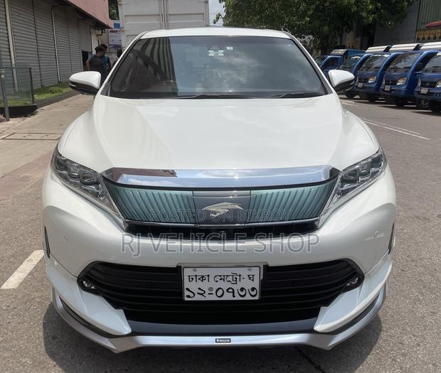 Toyota Harrier 2.0 2019 Pearl