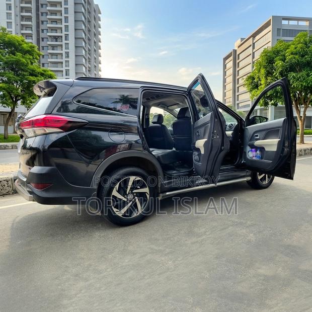 Toyota Rush 2022 Black