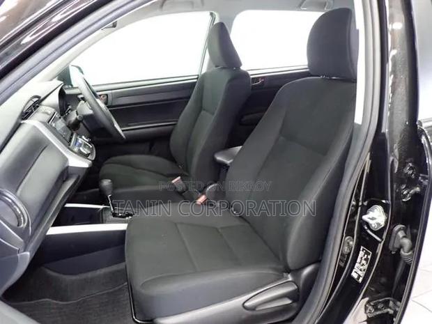 Toyota Corolla Fielder 2021 Black