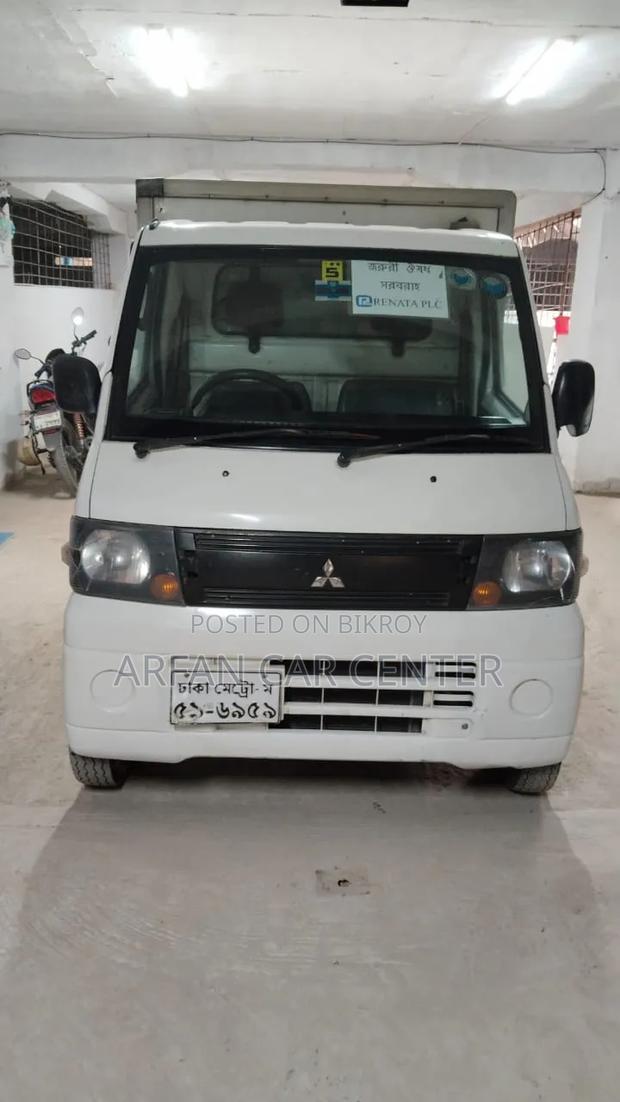 Mitsubishi Minicab Truck 2008 White