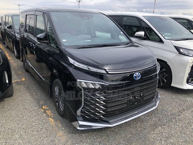 Toyota Voxy Hybrid S-G 2WD 7-Seater 2022 Black