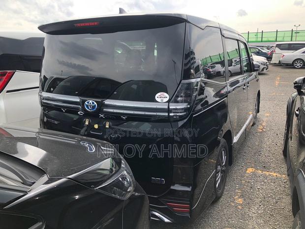 Toyota Voxy Hybrid S-G 2WD 7-Seater 2022 Black