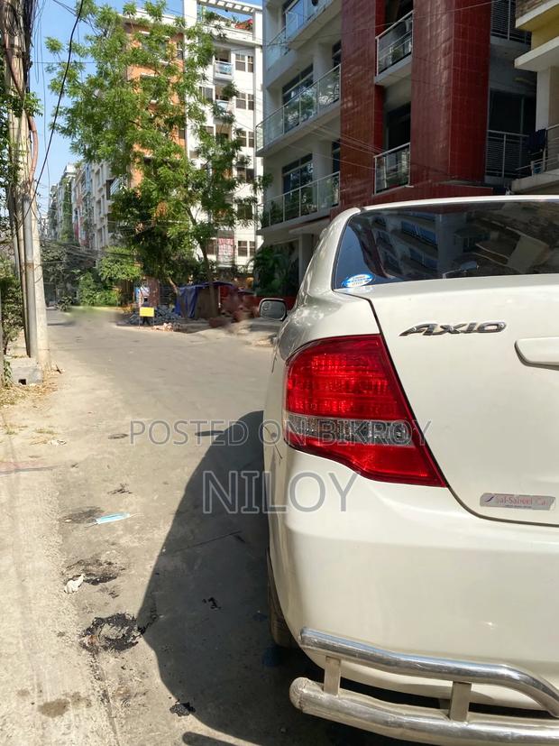 Toyota Axio 2010 White