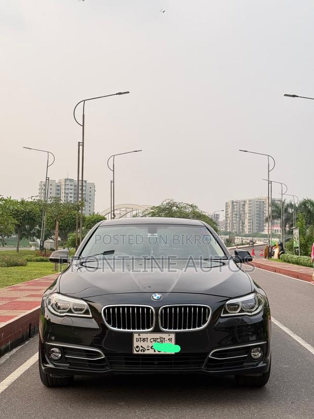 BMW 5 Series 528i 2015 Black