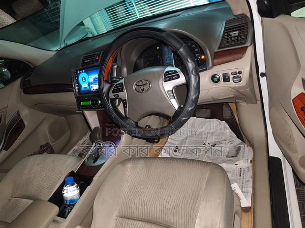 Toyota Premio 2011 Pearl