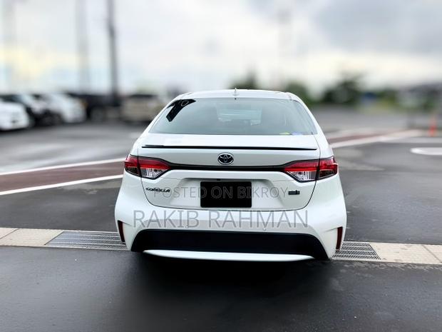 Toyota Corolla 2021 Pearl