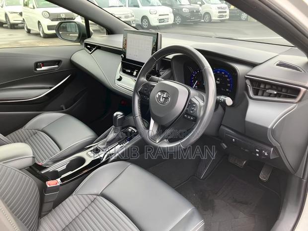 Toyota Corolla 2021 Pearl