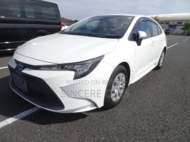Toyota Corolla 2021 Pearl