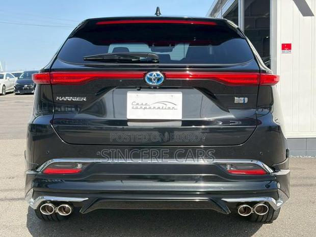 Toyota Harrier 2022 Black