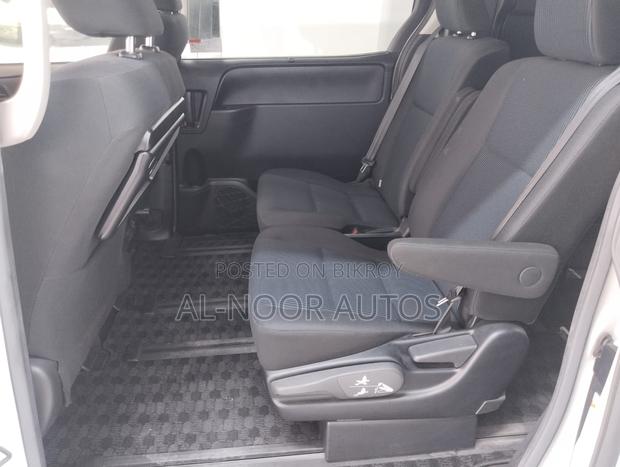 Toyota Noah 2021 Pearl