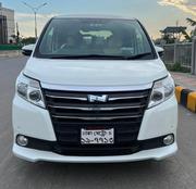 Toyota Noah 1.8 FWD Hybrid (7 Seater) 2014 Pearl for sale