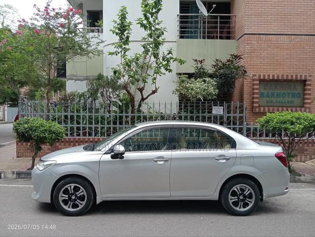 Toyota Axio 2015 Silver