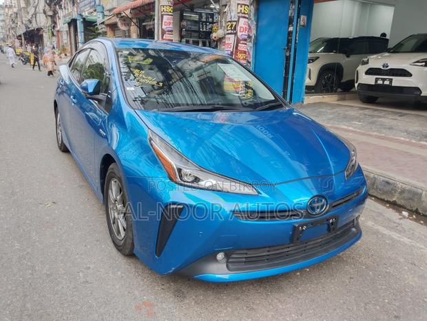 Toyota Prius 2020 Blue