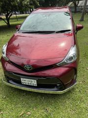 Toyota Prius 2018 Maroon for sale
