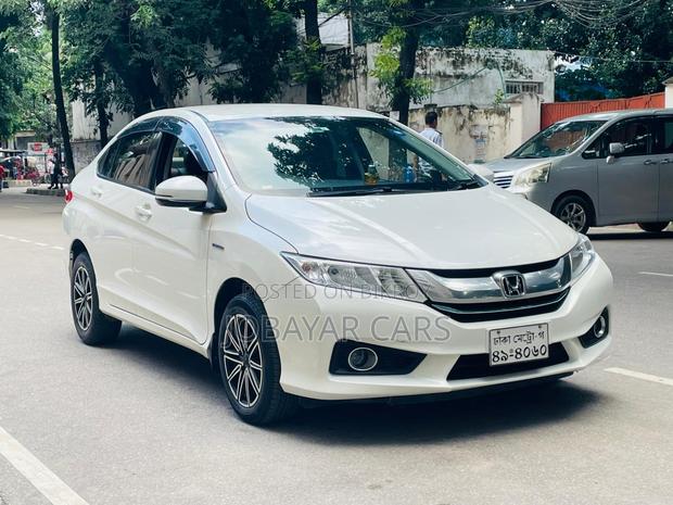 New Honda Grace 2017 Pearl