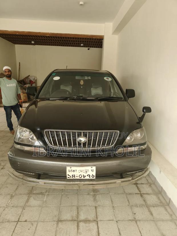 Toyota Harrier 1999 Black
