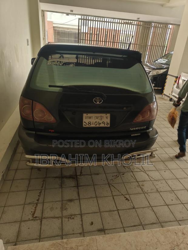 Toyota Harrier 1999 Black