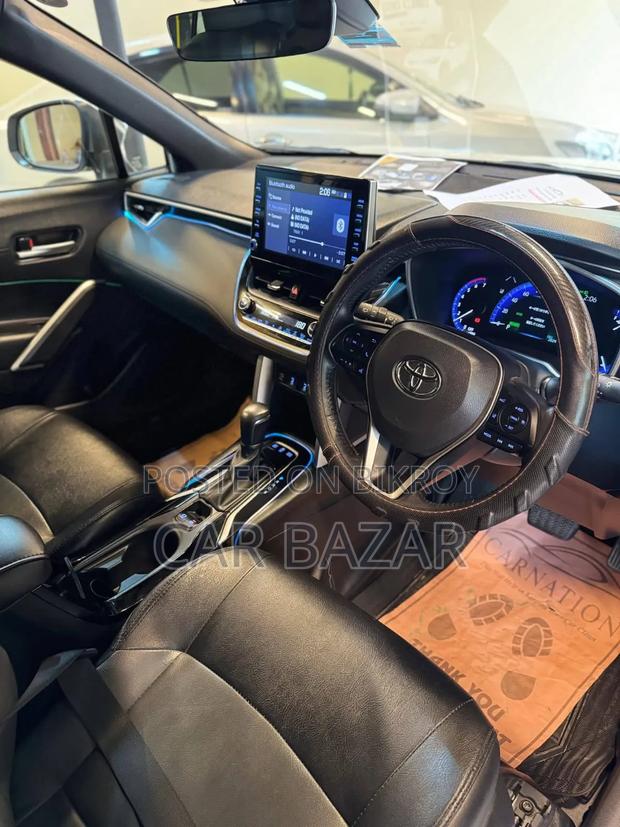 Toyota Corolla Cross 1.8 Hybrid AWD 2021 Off White
