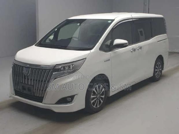 Toyota Esquire 1.8 FWD Hybrid (7 Seater) 2021 Pearl