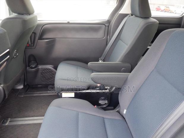 Toyota Noah 1.8 FWD Hybrid (7 Seater) 2021 Silver