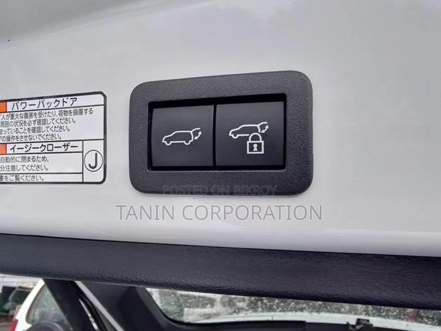 Toyota Corolla Cross 2023 Pearl