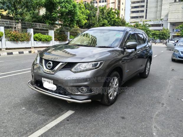 Nissan X-Trail 2016 Gray