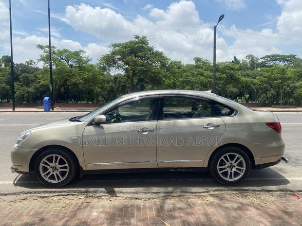 Nissan Bluebird Sylphy 2006 Gold