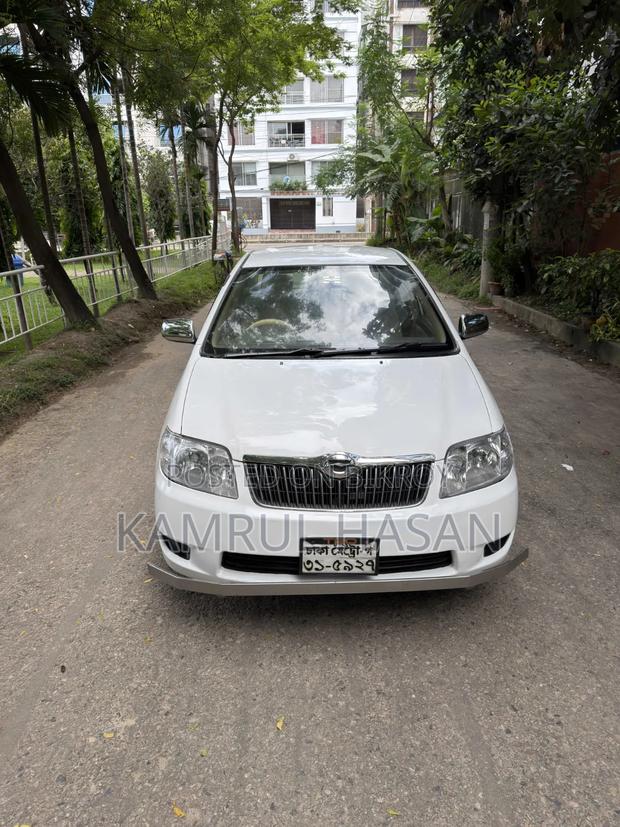 Toyota Corolla 2005 White