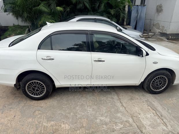 Toyota Axio 2011 White