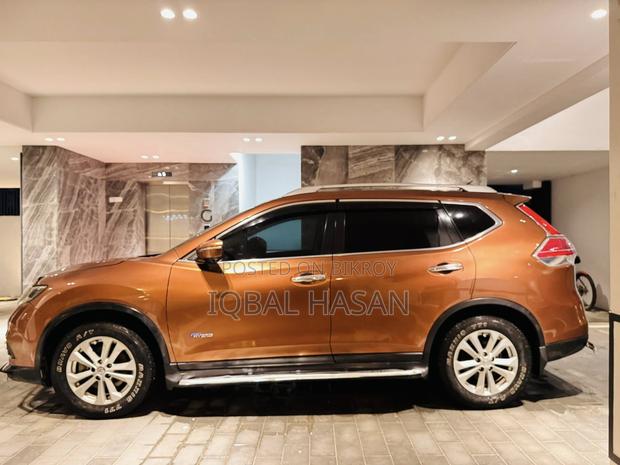 Nissan X-Trail 2.0 Hybrid FWD 2016