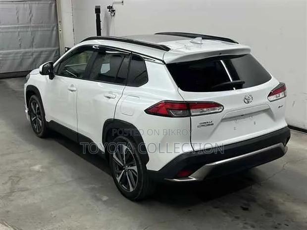 Toyota Corolla Cross 2023 Pearl