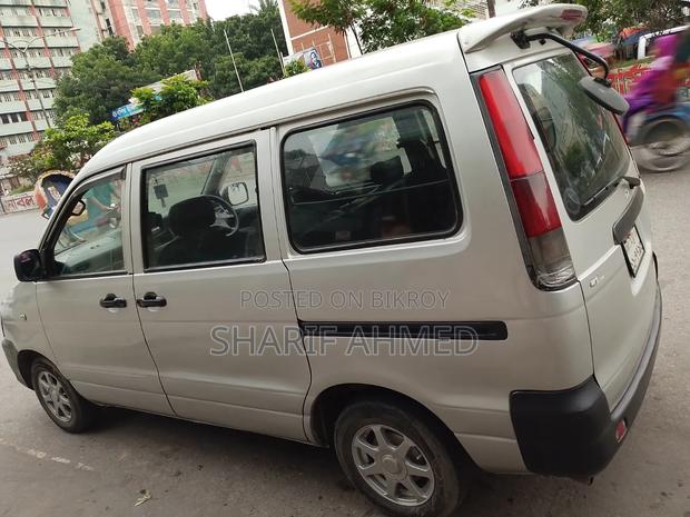 Toyota Noah 2.0 FWD (8 Seater) 2003 Silver