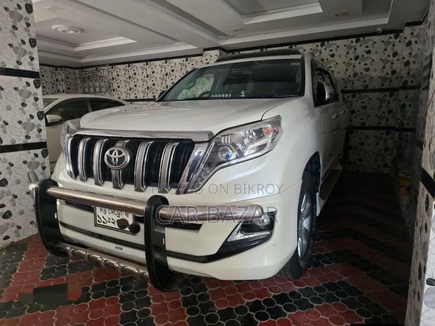 Toyota Land Cruiser Prado 2.7 I 2013 Pearl
