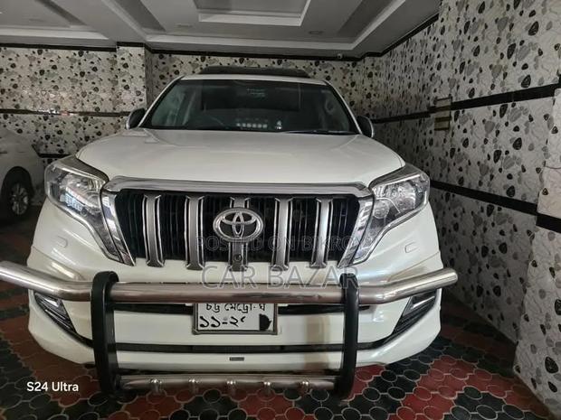 Toyota Land Cruiser Prado 2.7 I 2013 Pearl