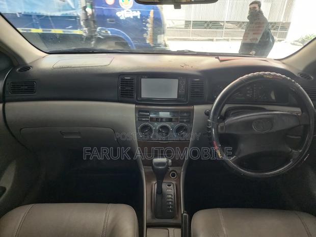 Toyota Corolla 2001 Silver
