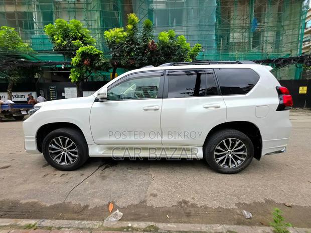 Toyota Land Cruiser Prado 2.7 2018 Pearl