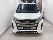Toyota Noah 2021 Pearl for sale