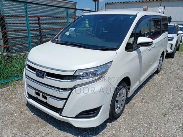 Toyota Noah 2021 Pearl