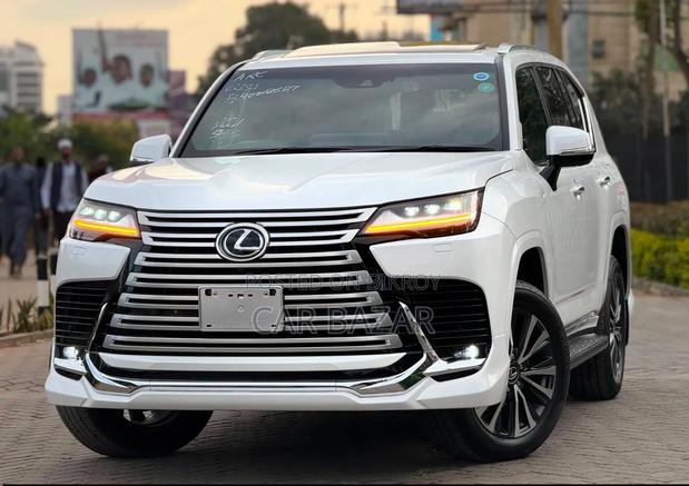 New Lexus LX 600 2023 Pearl