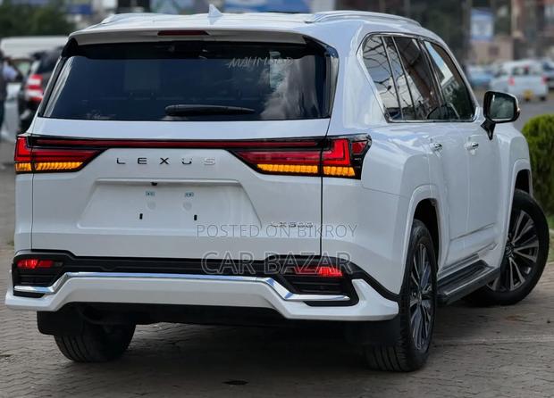 New Lexus LX 600 2023 Pearl