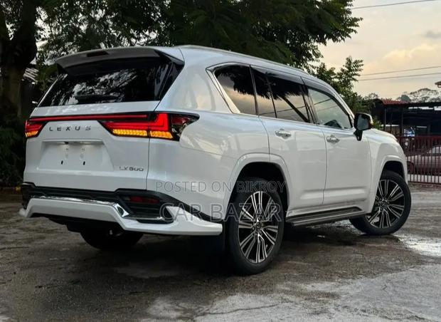 New Lexus LX 600 2023 Pearl