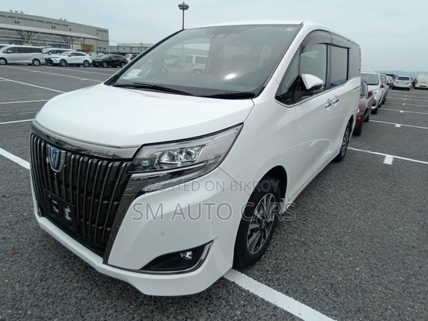 Toyota Esquire 2021 Pearl