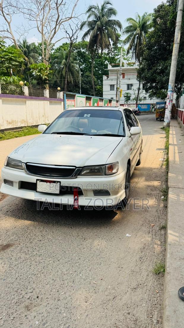 New Toyota Premio 2001 White