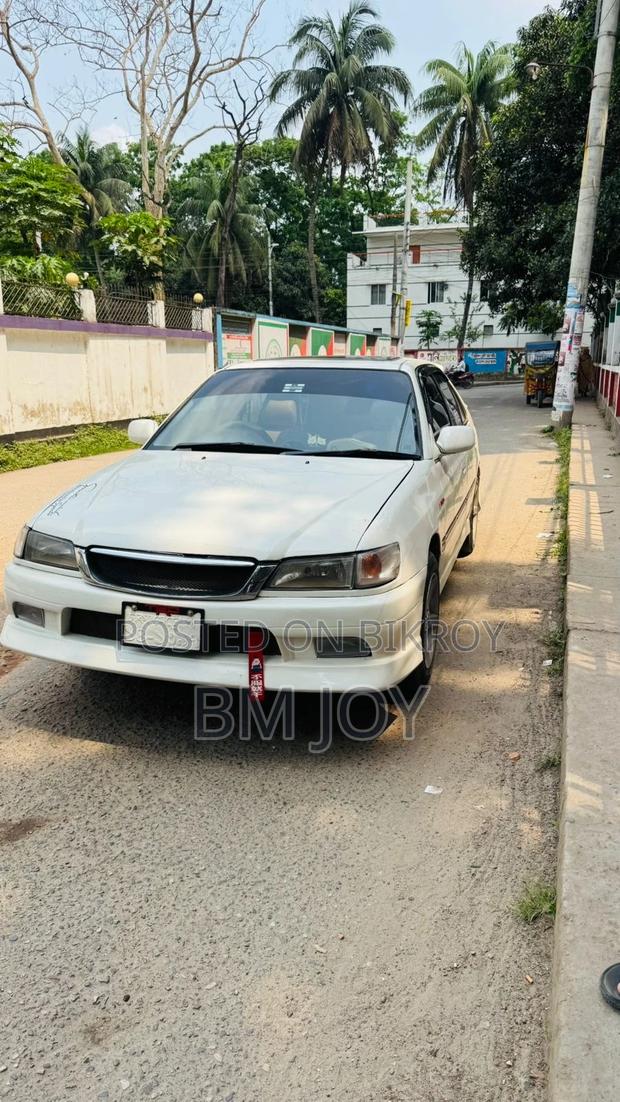 New Toyota Premio 2001 White