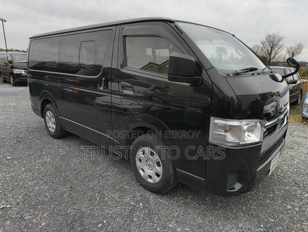Toyota TownAce 2022 Black