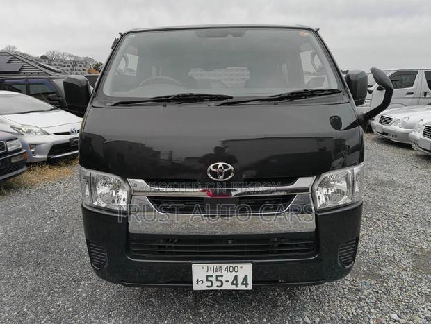 Toyota TownAce 2022 Black