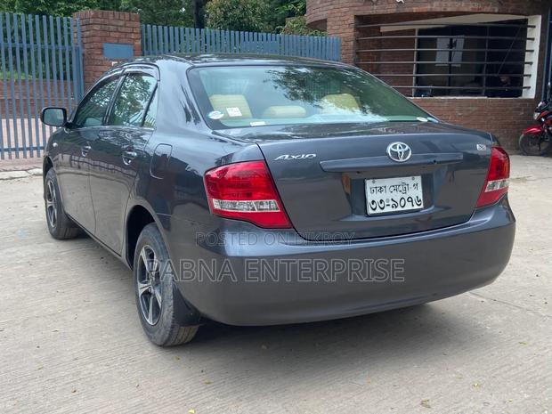Toyota Axio 2007 Gray