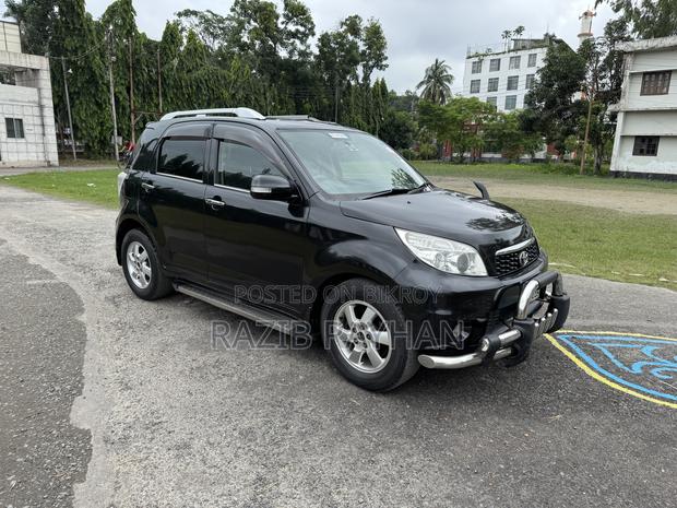 Toyota Rush 1.5 AWD 2011 Black