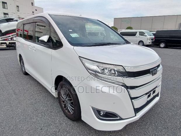 Toyota Noah 2021 Pearl