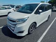 Toyota Noah 2021 Pearl for sale